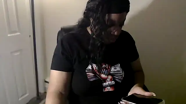 Sexymona1218 online show from 04/26/26, 05:49