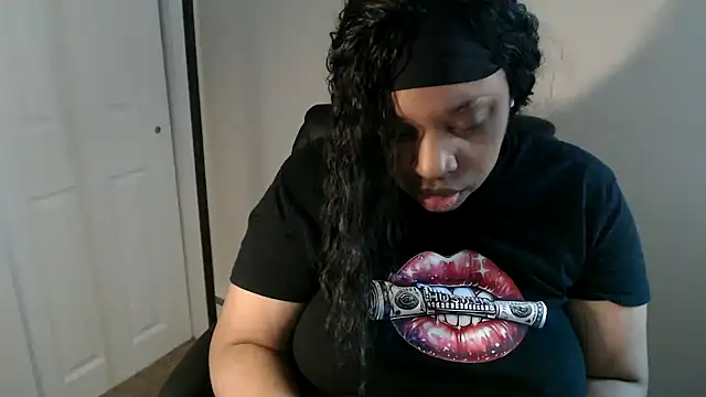 Sexymona1218 online show from 04/27/26, 06:06