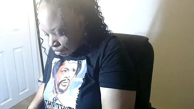 Sexymona1218 online show from 06/18/26, 06:46