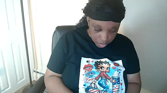 Sexymona1218 online show from 07/05/26, 01:23