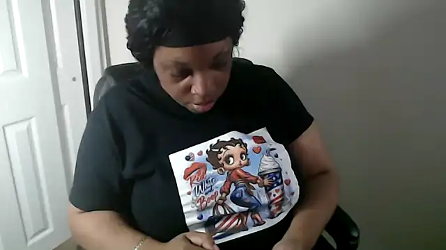 Sexymona1218 online show from 07/05/26, 10:28