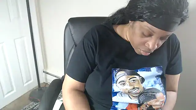 Sexymona1218 online show from 07/08/26, 06:23