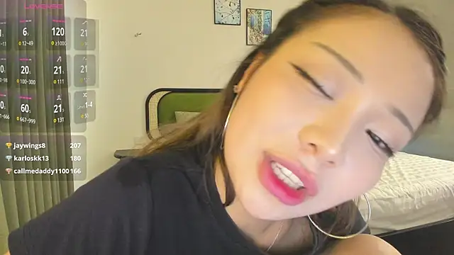 SaliUong online show from 02/11/25, 09:31