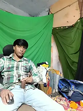 Snapshot of desiboy1101 chatting on 05/12/26, 03:36 desiboy1101 online show from 05/12/26, 03:36