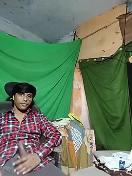Snapshot of desiboy1101 chatting on 05/29/26, 03:37 desiboy1101 online show from 05/29/26, 03:37