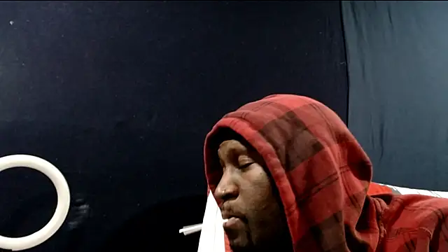 Snapshot of iBreakHeartz chatting on 12/06/24, 09:10 iBreakHeartz online show from 12/06/24, 09:10