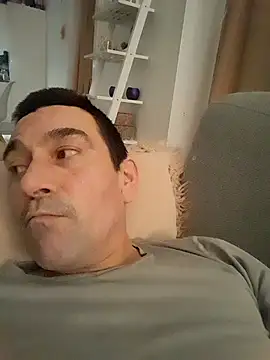 Snapshot of dick81 chatting on 02/06/26, 11:52 dick81 online show from 02/06/26, 11:52