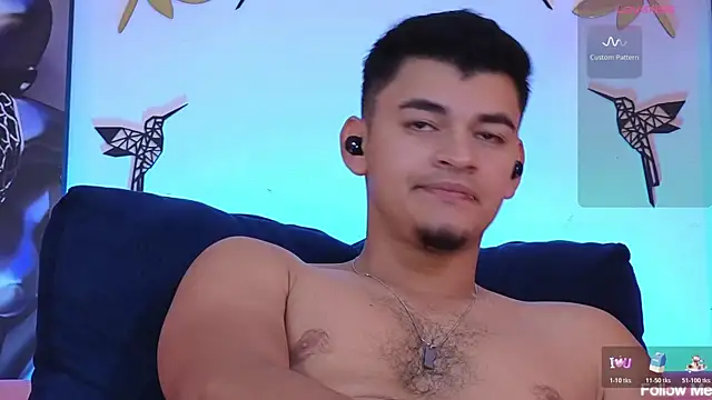 Snapshot of VikoHands chatting on 04/16/26, 01:06 VikoHands online show from 04/16/26, 01:06