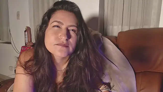 DeesseLuxure online show from 03/23/25, 05:32