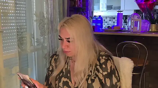 Monageil online show from 03/10/25, 01:10