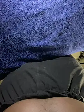 Snapshot of Curvy_conda chatting on 03/19/25, 05:30 Curvy conda online show from 03/19/25, 05:30