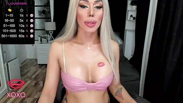 Forever MissCandace online show from 09/26/25, 04:33