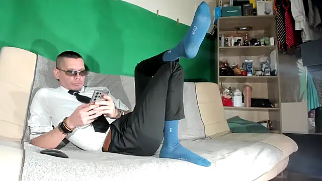 viraglaci18xh online show from 03/09/26, 04:11