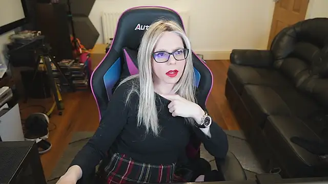 KelseyCobalt online show from 01/01/25, 11:07