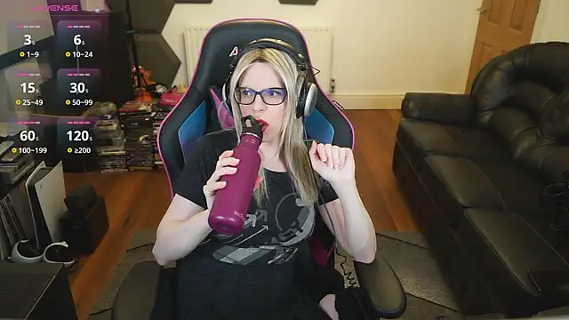 KelseyCobalt online show from 03/18/25, 09:53