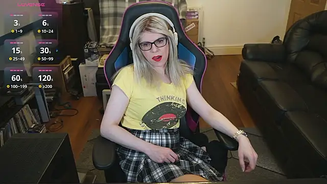 Snapshot of KelseyCobalt chatting on 02/12/26, 08:37 KelseyCobalt online show from 02/12/26, 08:37