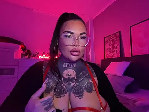  MelinaCurves  online show from 01/31/25, 08:22