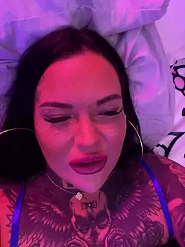  MelinaCurves  online show from 09/30/25, 08:47