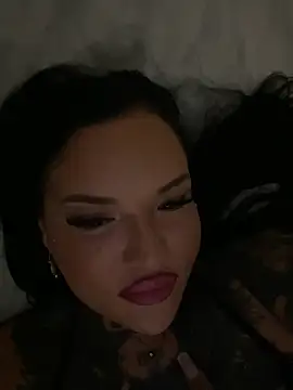  MelinaCurves  online show from 03/18/26, 10:13