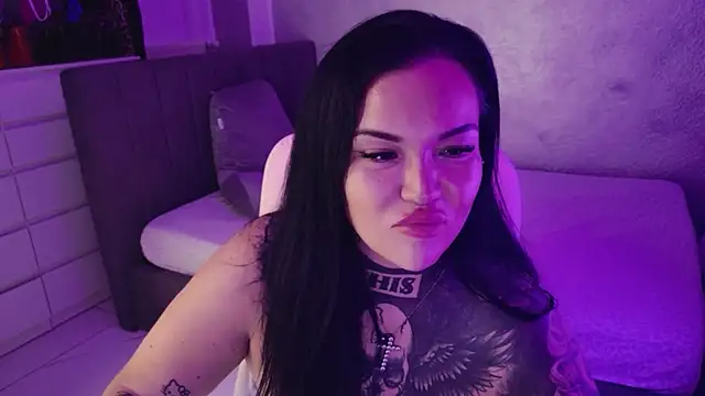 Snapshot of _MelinaCurves_ chatting on 07/03/26, 12:17 MelinaCurves online show from 07/03/26, 12:17