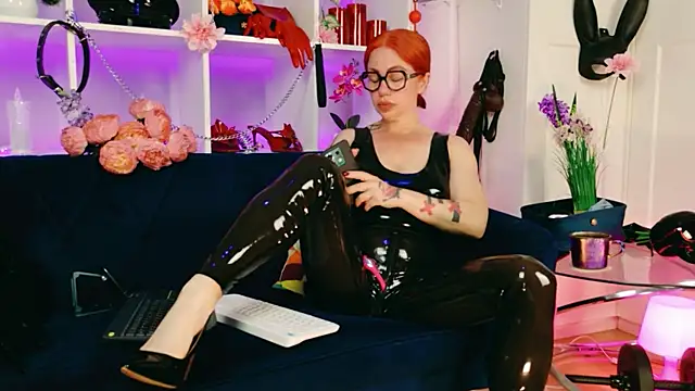 Ella  Kross online show from 05/02/26, 05:23
