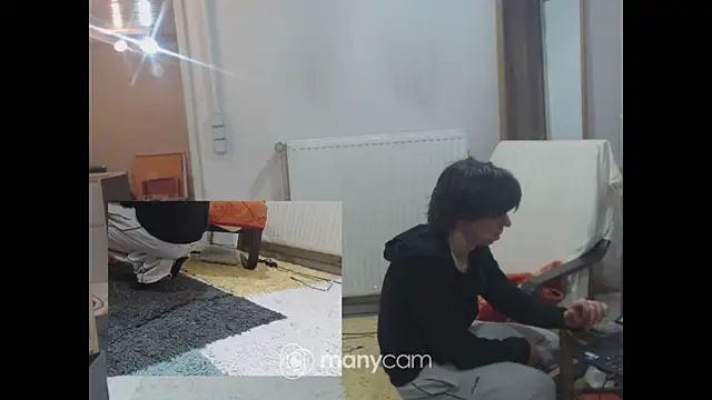 Snapshot of boytoy07 chatting on 02/27/25, 02:42 boytoy07 online show from 02/27/25, 02:42