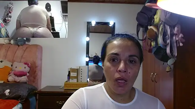Snapshot of zoe_hotxxx chatting on 06/22/26, 02:03 zoe hotxxx online show from 06/22/26, 02:03