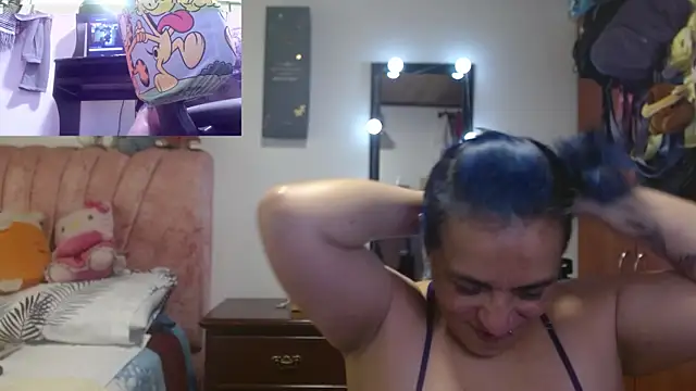 Snapshot of zoe_hotxxx chatting on 07/14/26, 02:01 zoe hotxxx online show from 07/14/26, 02:01