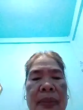 Snapshot of sexylizzy4u chatting on 06/20/26, 06:33 sexylizzy4u online show from 06/20/26, 06:33