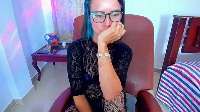 BrianaGarner online show from 12/18/25, 04:18