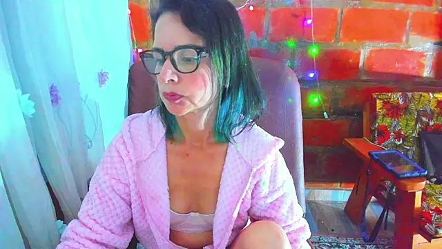 BrianaGarner online show from 05/03/26, 10:32