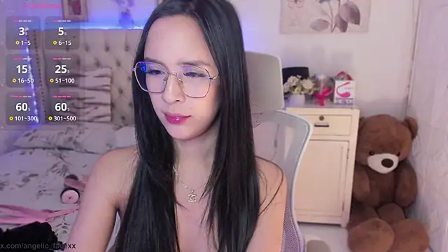 Snapshot of angelic_facexx chatting on 02/04/25, 04:08 angelic facexx online show from 02/04/25, 04:08