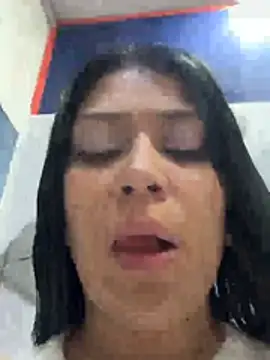 Snapshot of emilyjohanson chatting on 02/16/26, 04:58 emilyjohanson online show from 02/16/26, 04:58