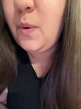 Snapshot of Jane_BBW chatting on 06/29/26, 02:06 Jane BBW online show from 06/29/26, 02:06