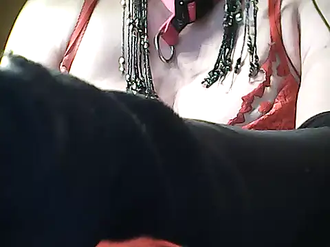 Snapshot of sissy_sarah69 chatting on 01/10/26, 10:28 sissy sarah69 online show from 01/10/26, 10:28