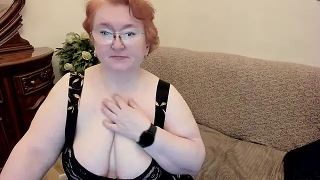 leiamillersonn online show from 12/04/25, 06:12