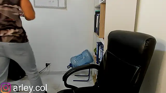 Dimitri Colleman online show from 01/24/25, 03:55