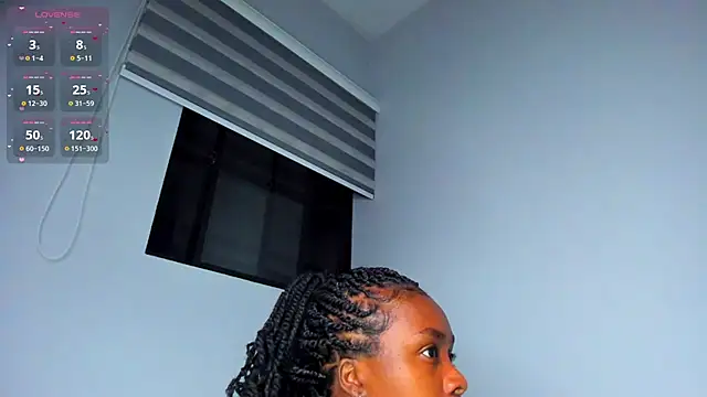 Sofi Smiley online show from 05/15/26, 03:24