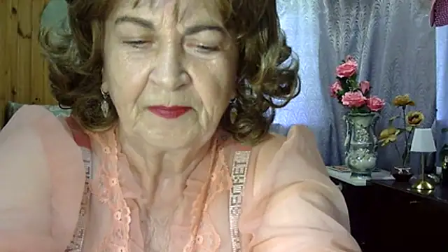 Emma52610 online show from 06/23/26, 12:03