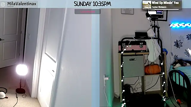 MilaValentina online show from 12/30/24, 03:36