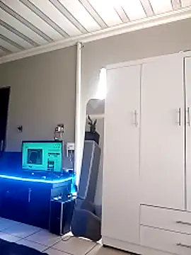 SQUITBOOTY online show from 11/28/25, 08:50