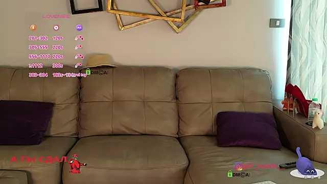 Snapshot of Girl_Ksenia chatting on 05/04/26, 01:34 Girl Ksenia online show from 05/04/26, 01:34