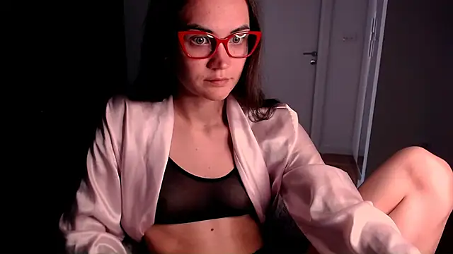 EvelynGG online show from 05/05/26, 10:56
