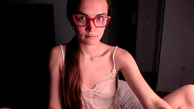 EvelynGG online show from 05/09/26, 06:24