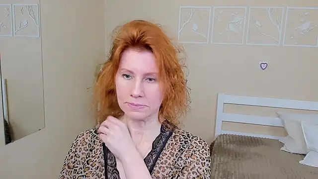 FoxySophia online show from 02/03/25, 06:02