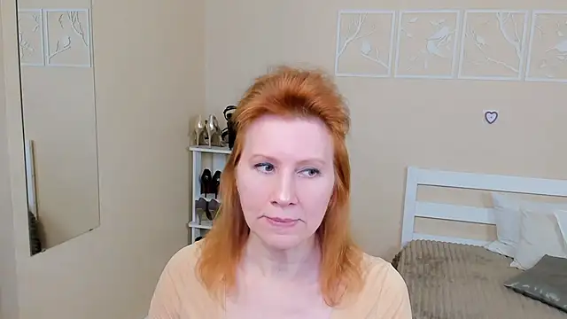 FoxySophia online show from 02/06/25, 01:54