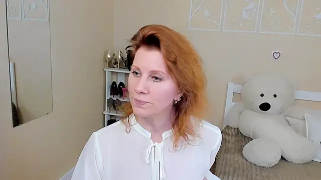 FoxySophia online show from 03/06/25, 06:41