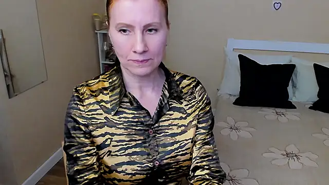 FoxySophia online show from 09/26/25, 08:29