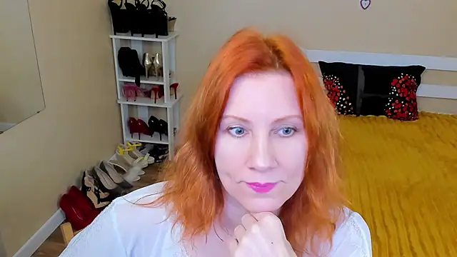 FoxySophia online show from 07/04/26, 08:37