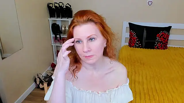 FoxySophia online show from 07/14/26, 10:54